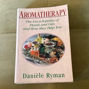 Aromatherapy Book by Danièle Ryman